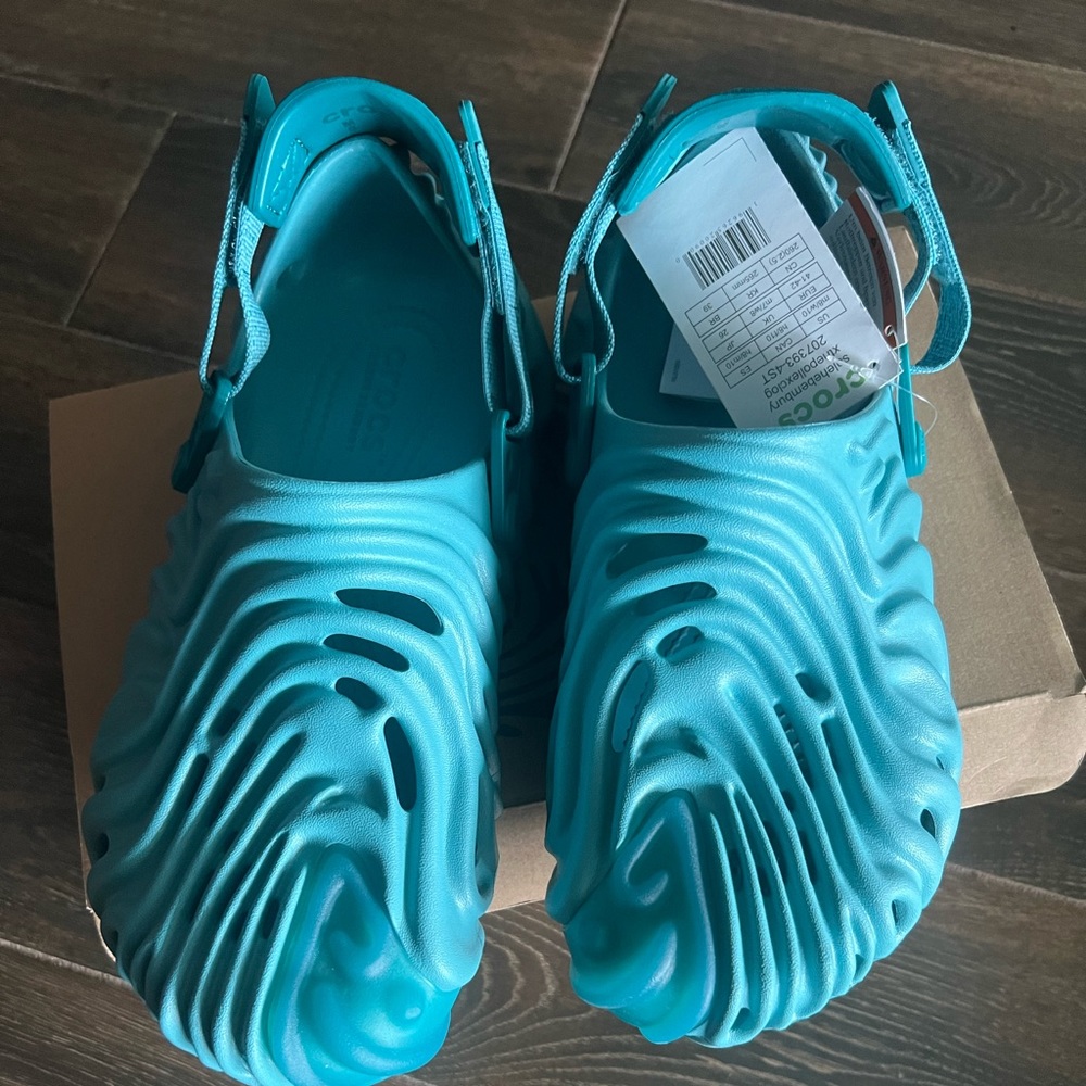 Blue Salehe x Crocs collab